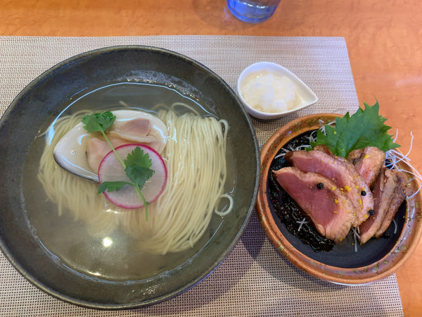 「蛤塩そば、鴨チャーシュー西京柚子味噌2000円」@柴崎亭の写真