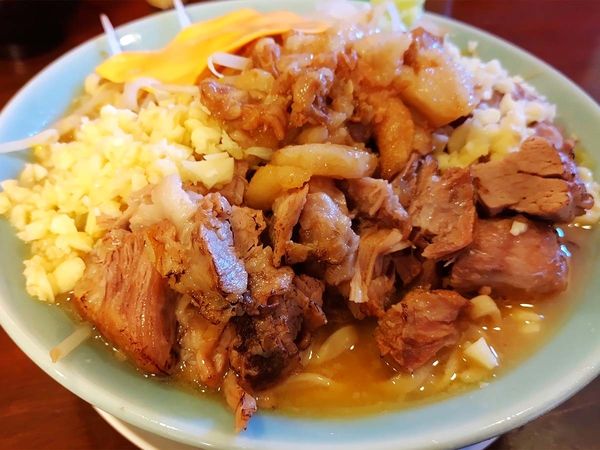 「ラーメン400g（＋豚２枚＋チーズ＋味噌に変更）」@龍麺 ふえ郎の写真