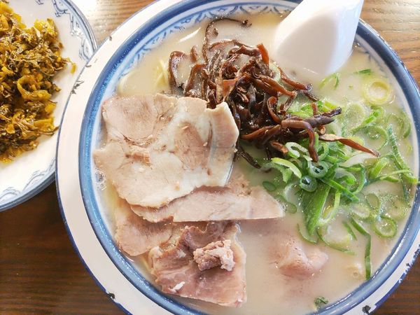 「高菜ラーメン」@博多ラーメン しばらく 日本橋店の写真