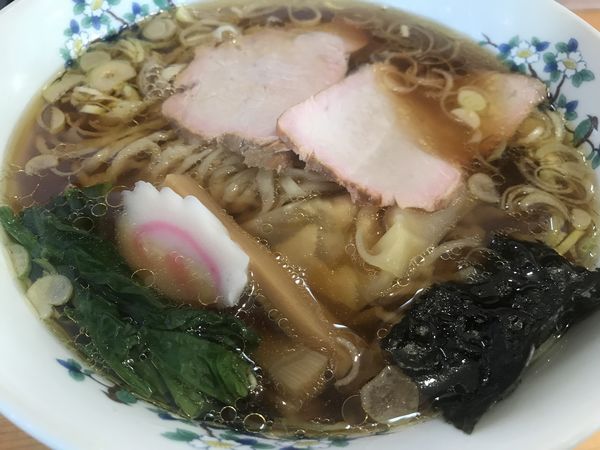 「ワンタンメン880円」@手打ち中華 よしだの写真