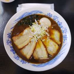 たじま屋チャーシューメン+煮玉子  ﾒﾝﾏ抜き