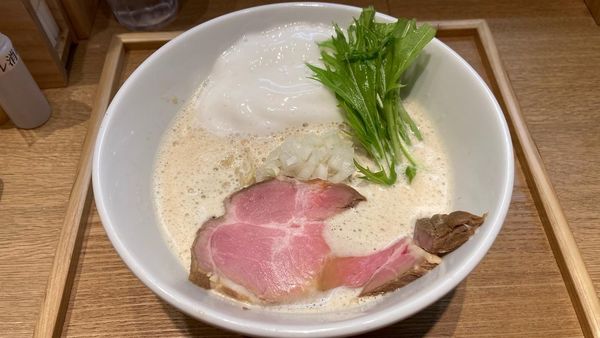 「ふく流らーめん」@ふく流らーめん 轍 東京高田馬場本店の写真
