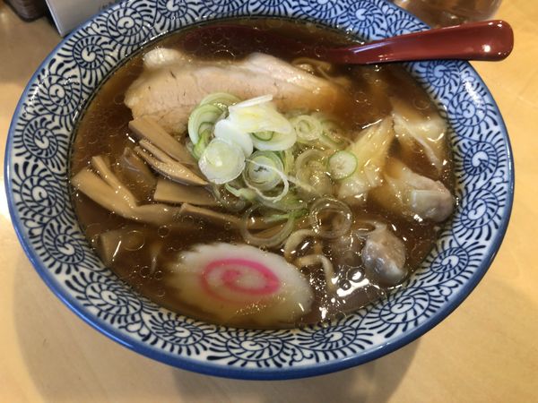 「ワンタンメン」@手打ちラーメン 清仁軒の写真
