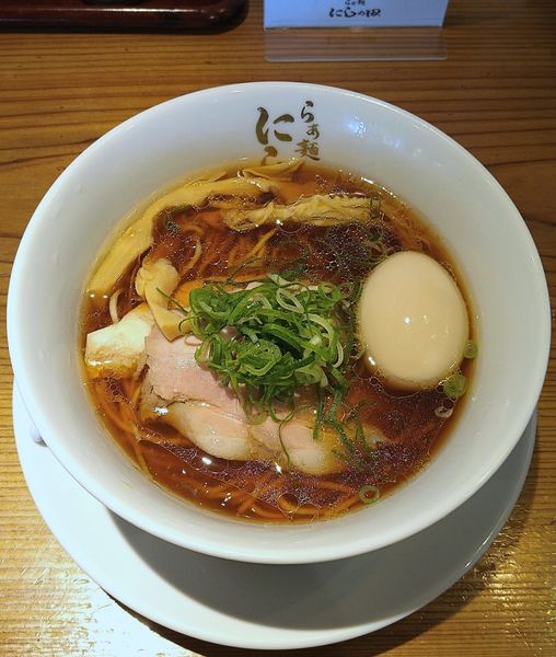 「特製醤油らぁ麺 1100円」@らぁ麺にしの田の写真