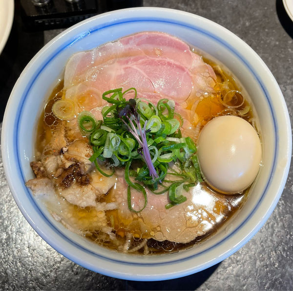 「SUPREME」@駄目な隣人の写真