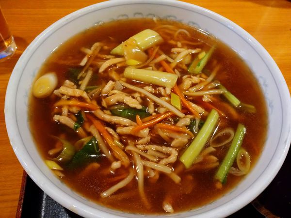 「豚肉の細切りそば(830円)」@百番 戸越本店の写真