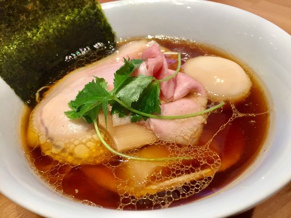 「【中華そば四つ葉】特製四つ葉そば【1500円】」@ラーメンWalkerキッチンの写真