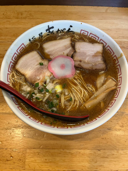 「豚骨中華そば 750円、大盛 150円」@麺屋あがらの写真