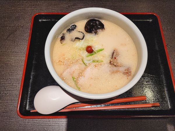 「塩らーめん」@らーめん山頭火 旭川本店の写真