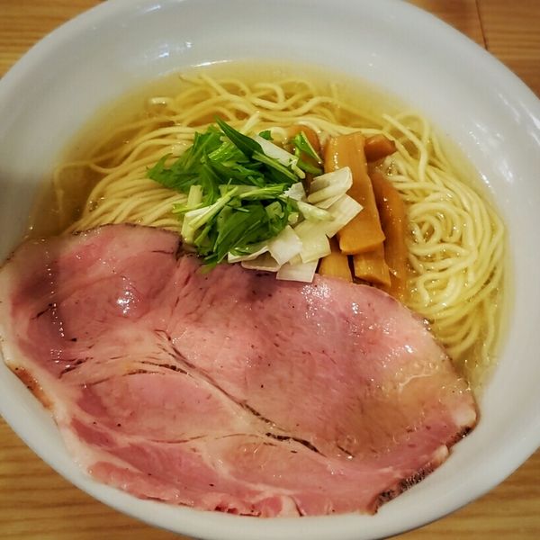 「塩らーめん（大盛無料）８５０円」@RAMEN 火影 produced by 麺処 ほん田の写真