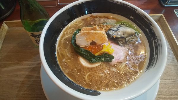 「初孫＋【期間限定】牡蠣の赤味噌そば(¥500＋980)」@麺処しろくろの写真