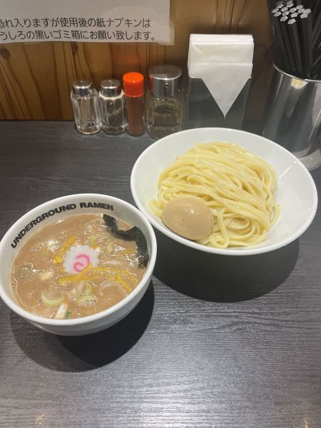 「濃厚つけ麺（味玉&大盛り）」@UNDERGROUND RAMEN 川越仲町の写真