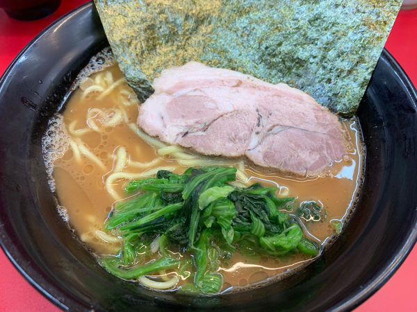 「ラーメン 並 硬め濃いめ」@横浜らーめん 大塚家の写真