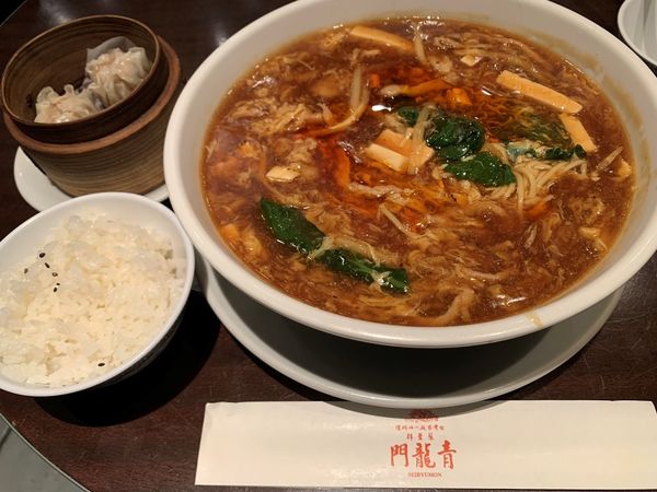 「酸辣湯麺（ランチセット）」@青龍門 池袋店の写真