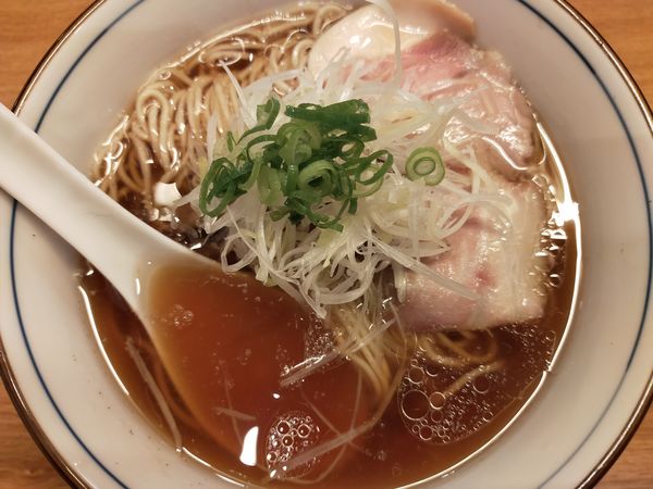 「醤油らぁ麺800円」@らぁ麺 ふじ松の写真