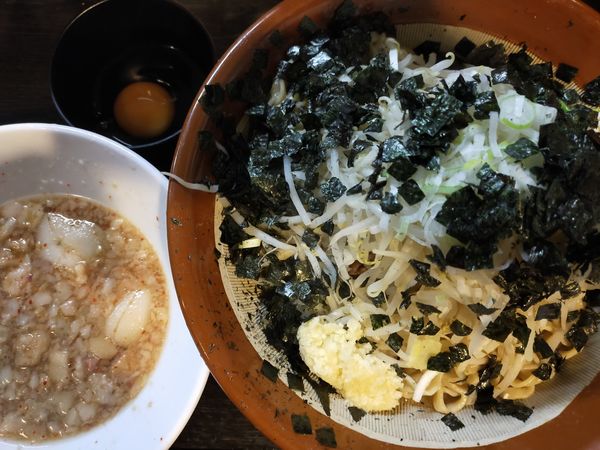 「【限定】つけ蕎麦1100円(大100円)+生卵50円」@豚星。の写真