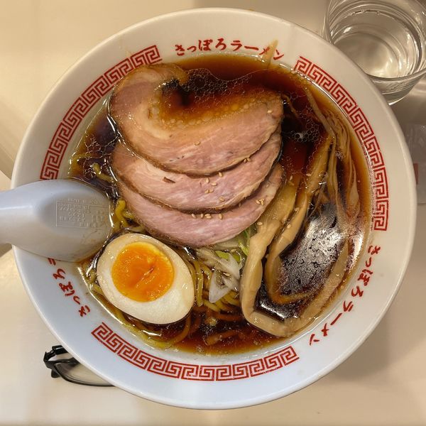 「札幌正油」@サッポロラーメン ひぐま 横丁店の写真