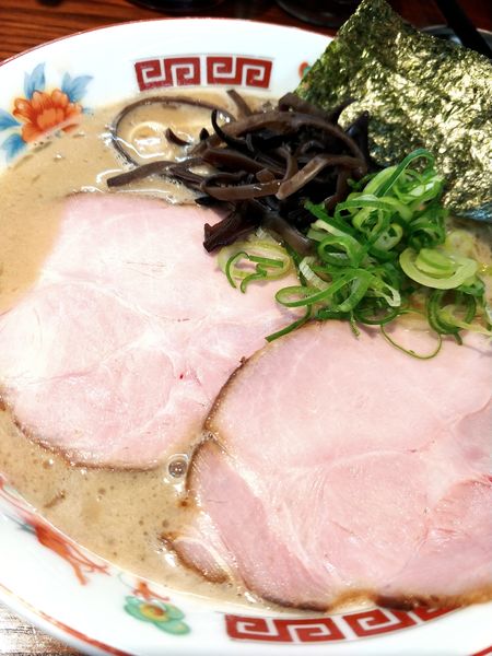 「濃厚ラーメン・細麺」@ラーメンかなやの写真