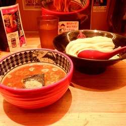 濃厚魚介豚骨　つけ麺　中盛