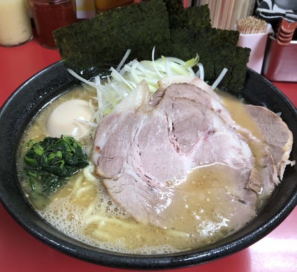 「得とくラーメン」@横浜家系  一二三家の写真