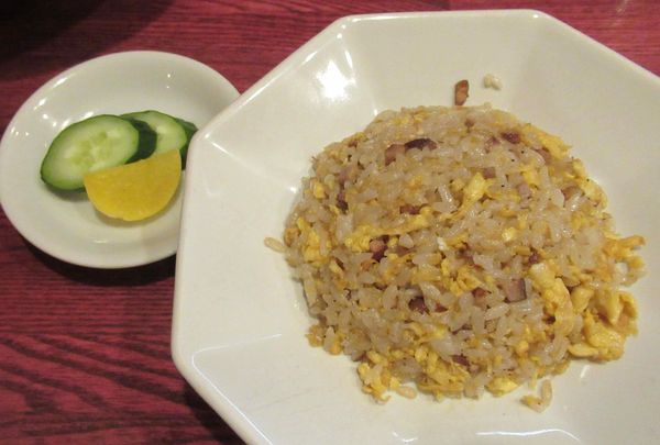 「麻婆湯麺(800円)＋半チャーハン（450円）」@中華料理  代一元の写真