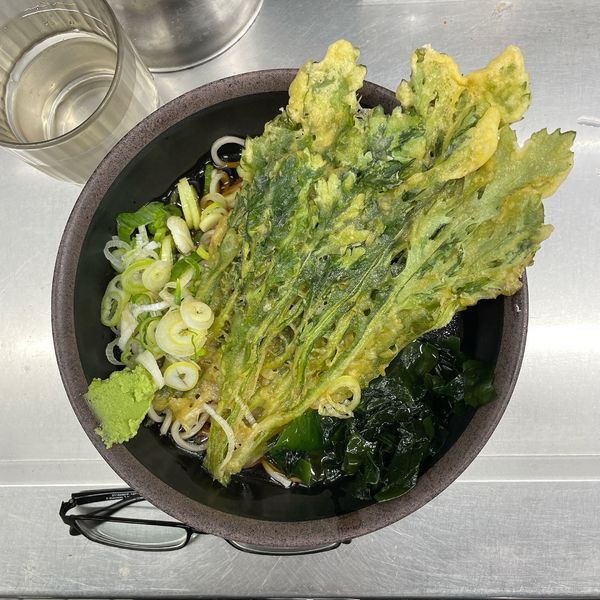 「春菊天そば（冷）」@新田毎 秋葉原の写真