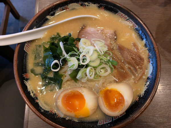 「味玉味噌らーめん860円」@北海道らーめん 熊源の写真