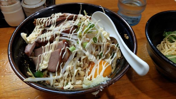 「味噌あぶら麺+チャーシュー」@自家製中華そば 麺 まる井の写真