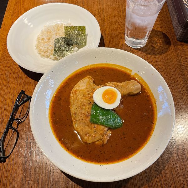 「知床鶏スープカレー」@札幌らっきょの写真