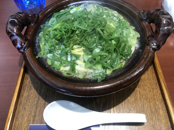 「丹波黒地鶏土鍋麺（1380円）」@麺面閣の写真