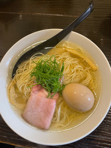 「味玉中華そば塩」@中華そば 向日葵の写真