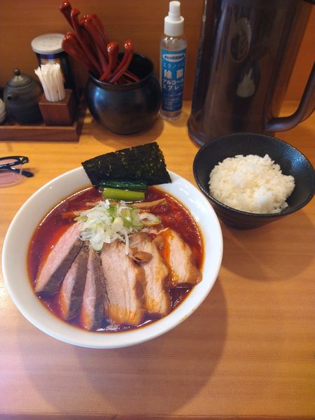 「辛中華そば+肉増し　1150円」@つけ麺 大武の写真