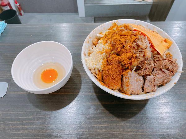 「【限定】カレー汁なし500g+チーズ+生卵」@夢を語れ 千葉の写真