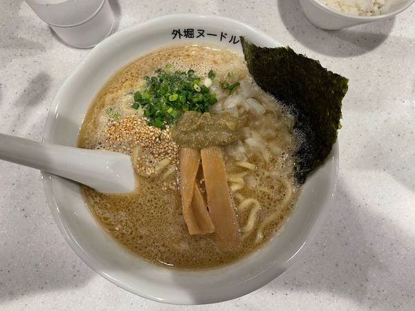 「牡蠣豚骨ラーメン」@外堀ヌードルの写真