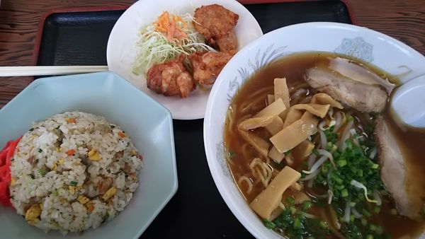 「半炒飯」@らぁめん市場 麺太鼓の写真