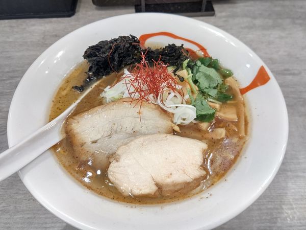 「さば塩らーめん(並盛・140g)880円→500円」@らーめん酒場 福籠 通町店の写真