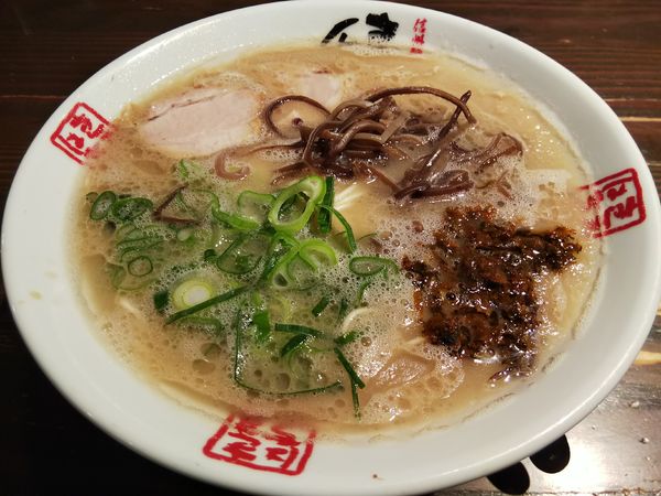 「本白味　：かた　＋辛し高菜：無料　＋替玉：粉おとし」@きまぐれ八兵衛 安曇野本店の写真