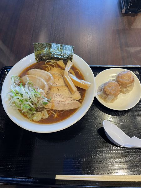 「チャーシュー中華そば900円＋焼売２個200円」@中華そば カドマサの写真