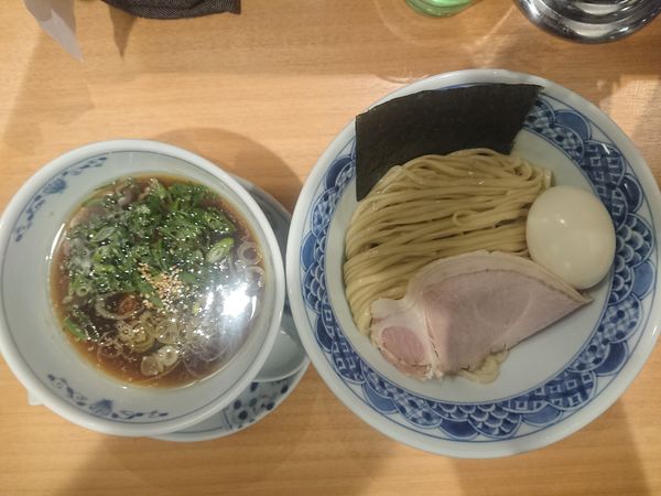 「鴨南蛮つけそば＋出汁玉子」@中華蕎麦 時雨 コレットマーレ桜木町店の写真