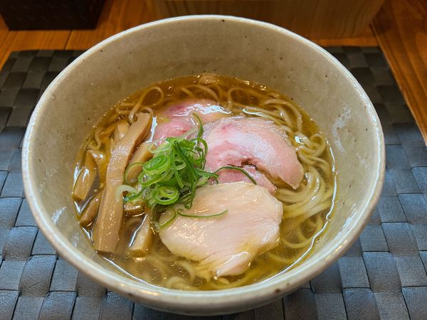「汐そば800円＋大盛り100円」@らぁ麺や 汐そば雫の写真