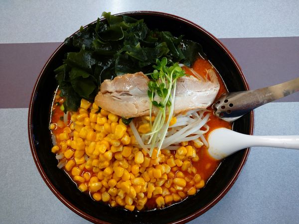 「うま辛味噌ラーメン」@くるまやラーメン 栃木石橋店の写真