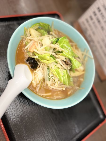 「野菜牛すじらーめん(中辛)９２０円」@むつみの写真
