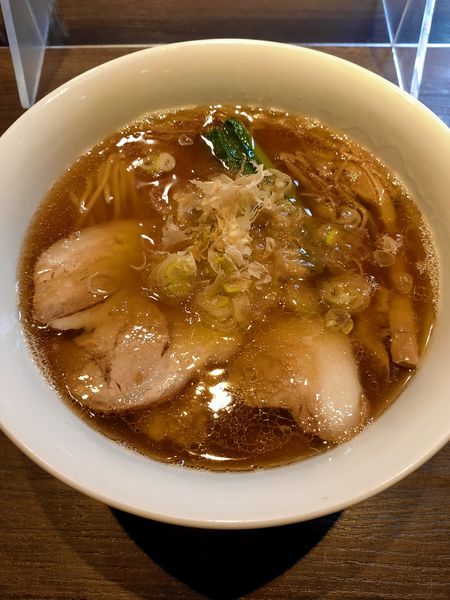 「鮭だしらぁ麺 900円」@支那そばや 本店の写真