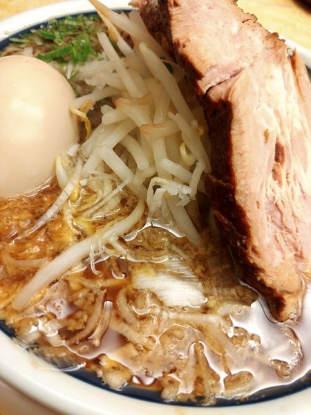 「醤油ラーメン・煮玉子増し」@神名備の写真