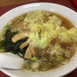 ワンタンメン　630円