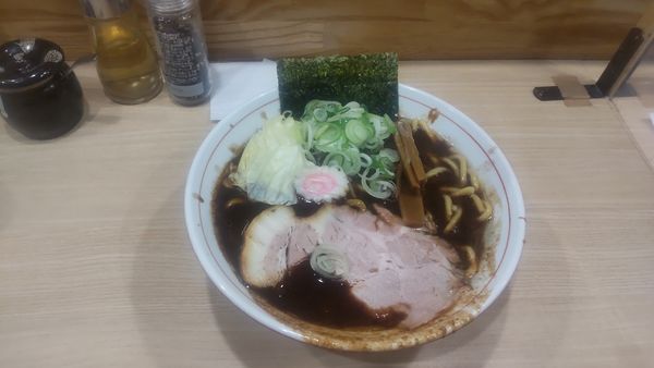 「六等星こってり　麺少な目」@麺や 六等星の写真