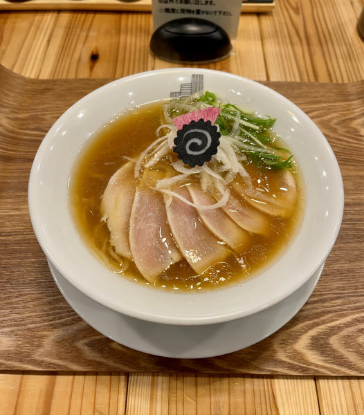 「貝出汁ラーメン（850円）」@METRO RAMENの写真