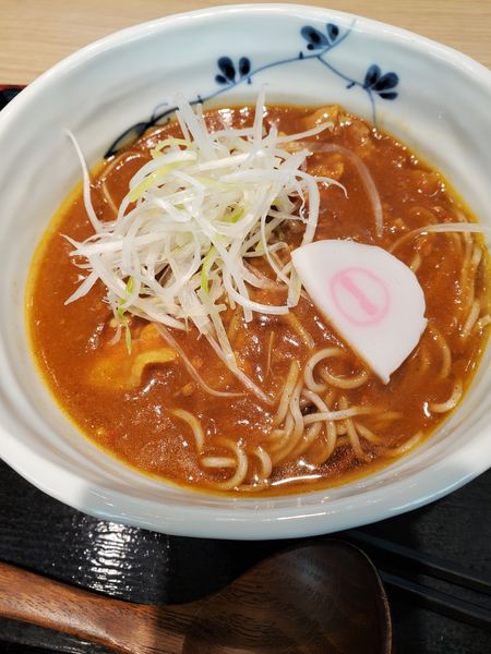 「豚肉と玉ねぎのカレー蕎麦６２０円」@そばいち ペリエ海浜幕張店の写真