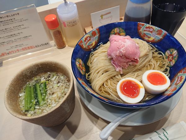 「特製鰹昆布水つけめん 1290円」@つけめん金龍の写真