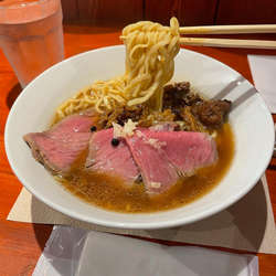 サーロインラーメン 1500円